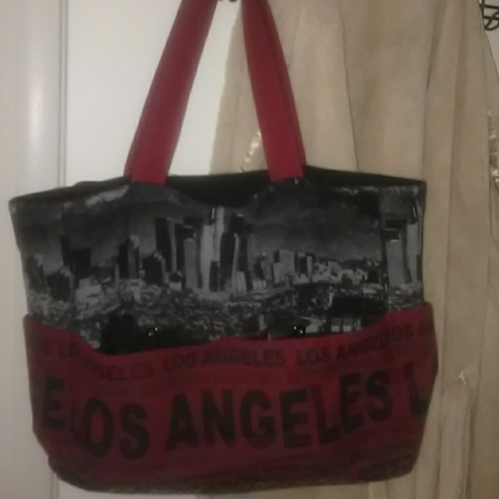 ROBIN RUTH TOTE